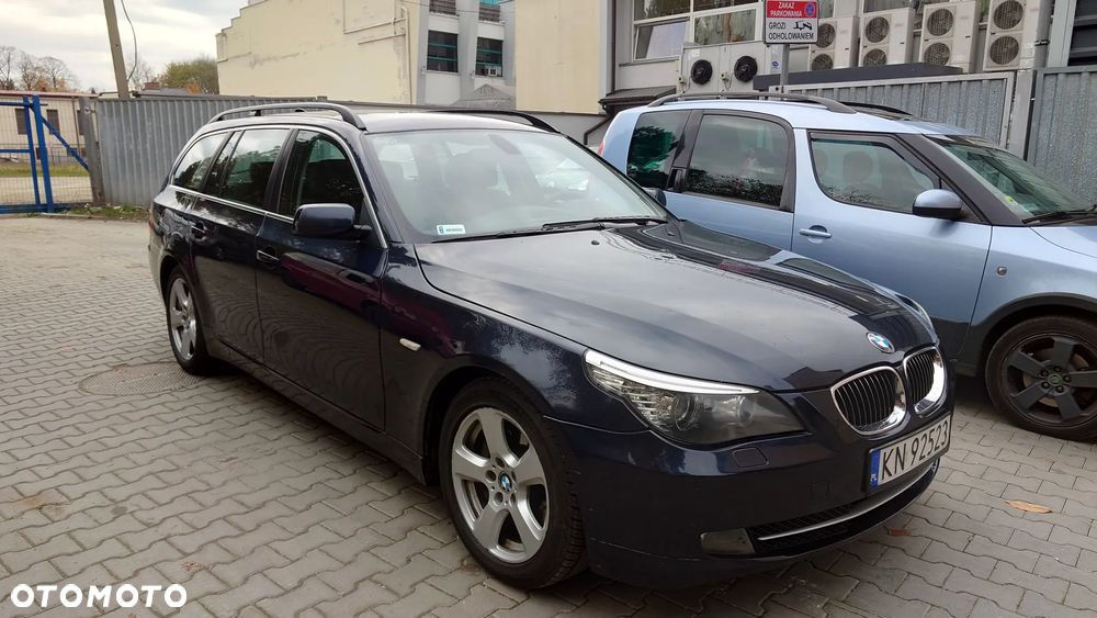 BMW Seria 5 525d xDrive Touring - 25