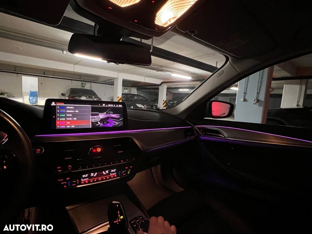 BMW Seria 5 520d AT MHEV - 39