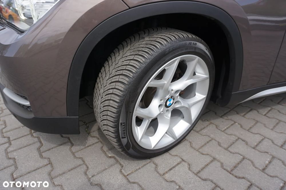 BMW X1 xDrive18d Sport Line - 40