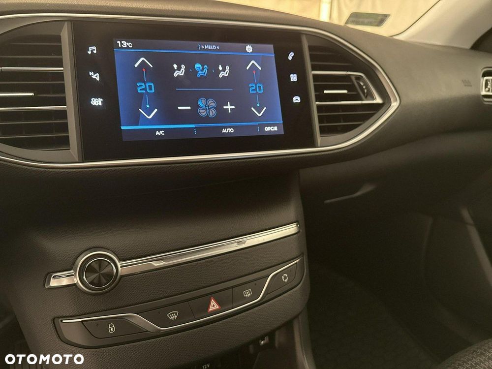 Peugeot 308 - 26