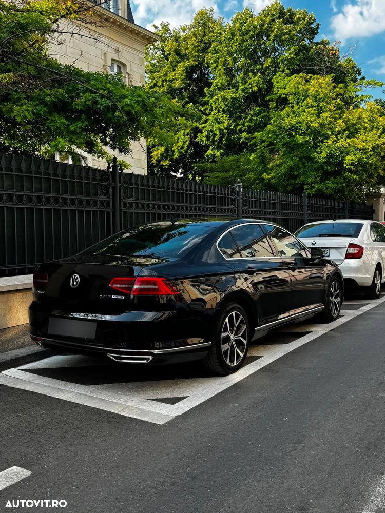 Volkswagen Passat 2.0 TDI DSG Comfortline - 3