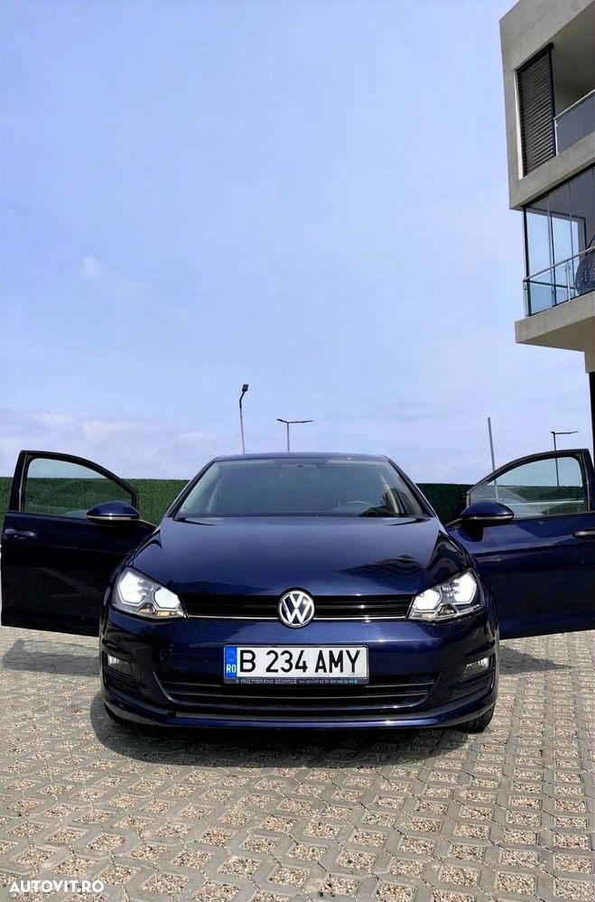Volkswagen Golf 1.6 TDI DPF BlueMotion Technology Comfortline - 1