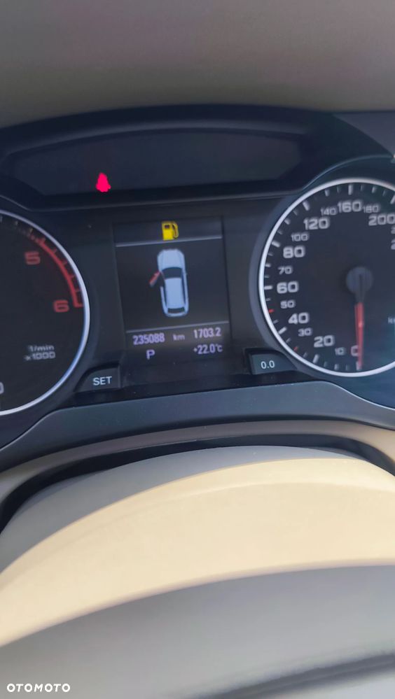 Audi A4 Avant - 8