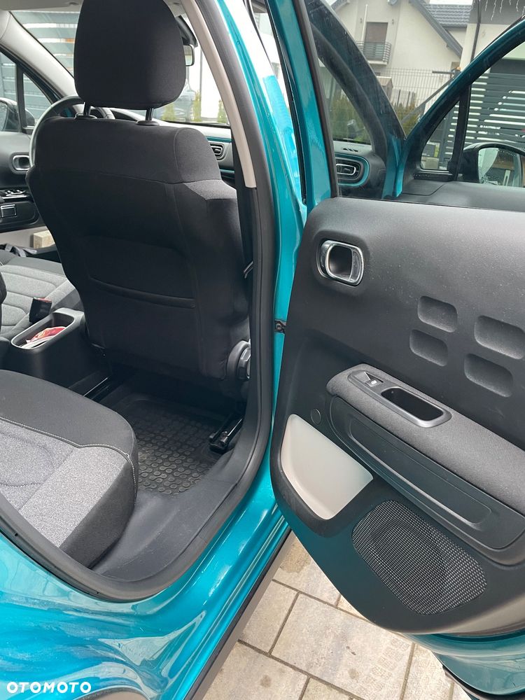 Citroën C3 1.2 PureTech Shine EAT6 - 10