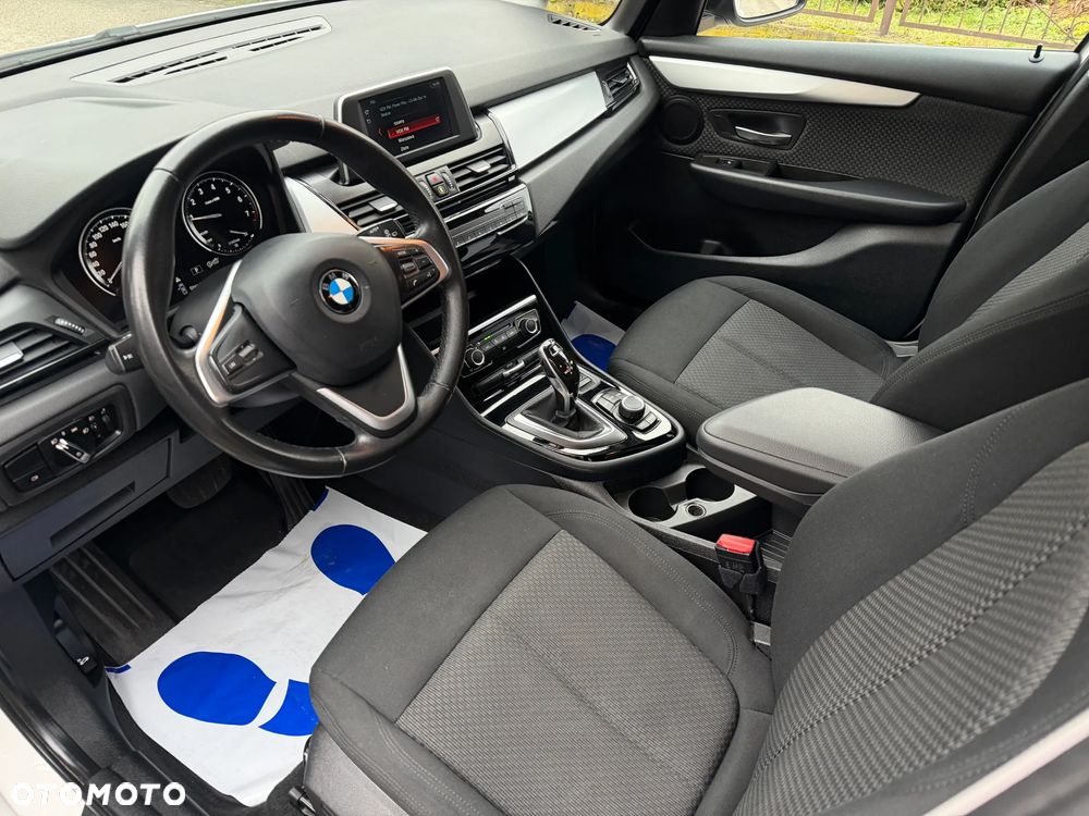 BMW Seria 2 218i GPF - 9