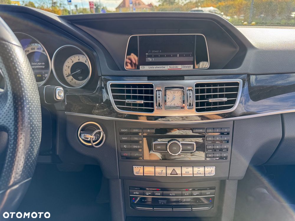 Mercedes-Benz Klasa E - 15