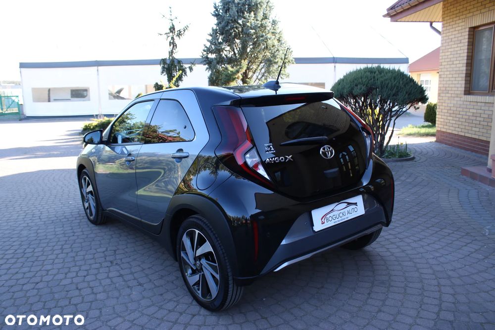 Toyota Aygo X 1.0 VVT-i Executive - 5