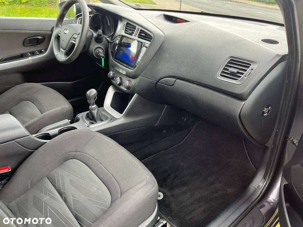 Kia Ceed 1.4 CVVT Attract plus - 17