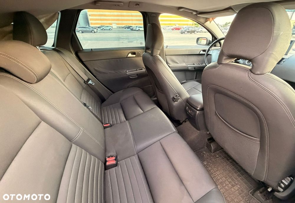 Volvo V50 - 4