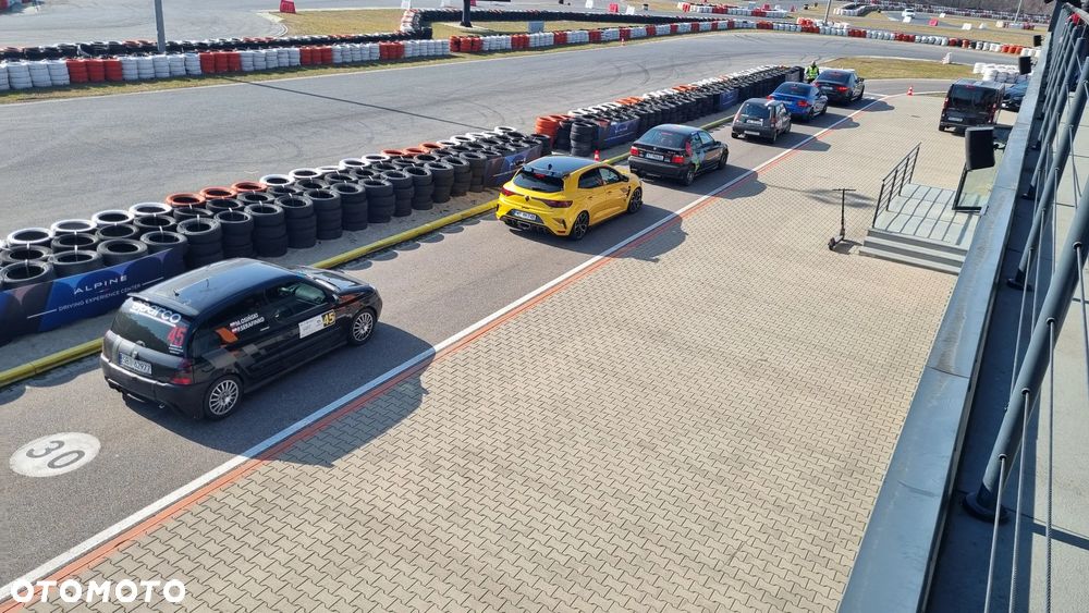 Renault Clio 1.4i RT 16V - 4