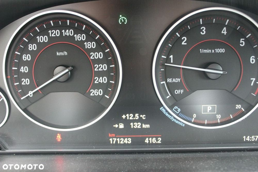 BMW 3GT 328i xDrive - 26