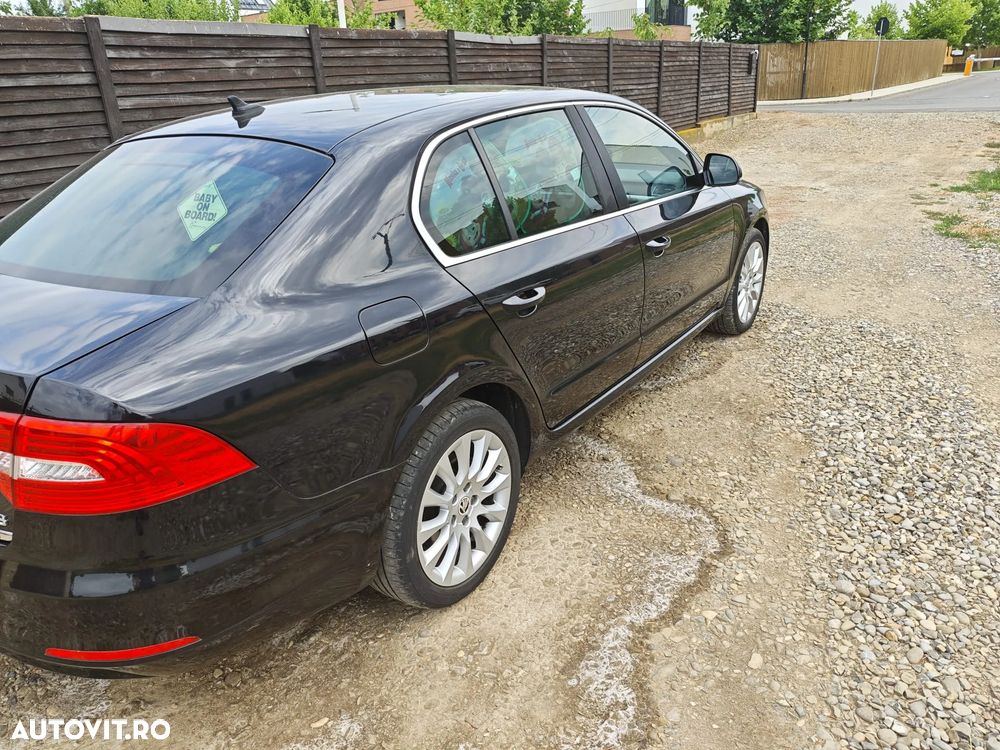 Skoda Superb 2.0 TDI Elegance - 6