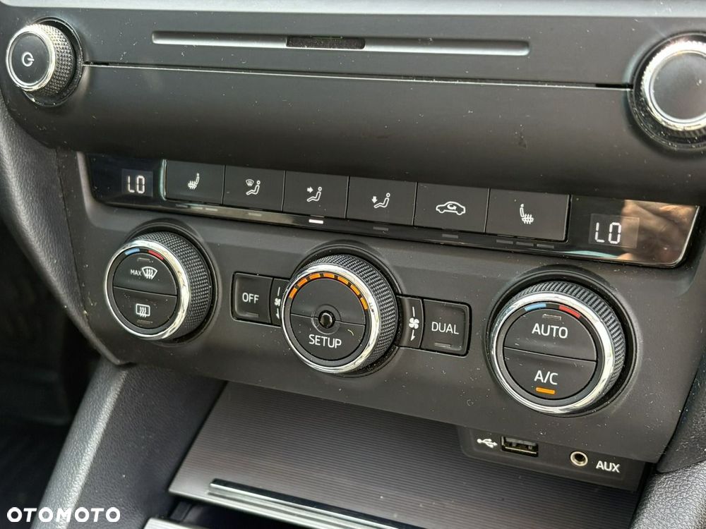 Skoda Octavia 1.4 TSI Ambition - 17