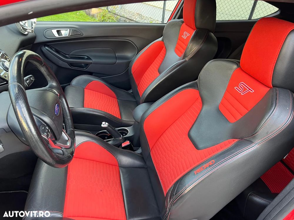 Ford Fiesta 1.6 EcoBoost ST - 13