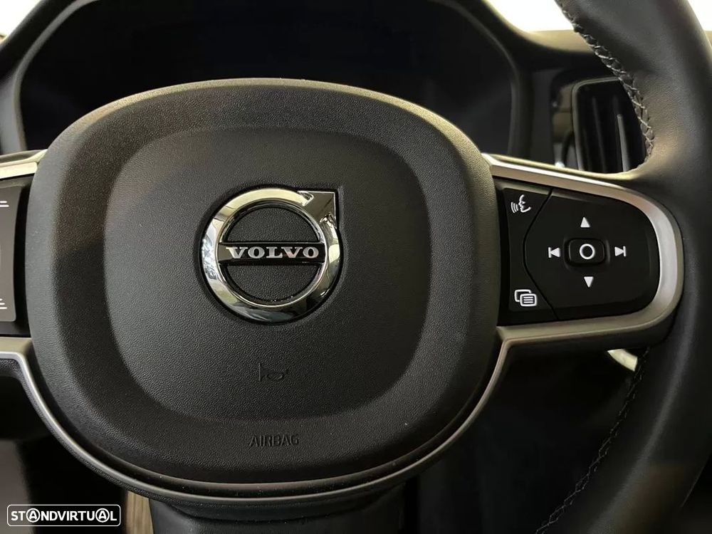 Volvo V60 2.0 T6 AWD TE Essential - 20