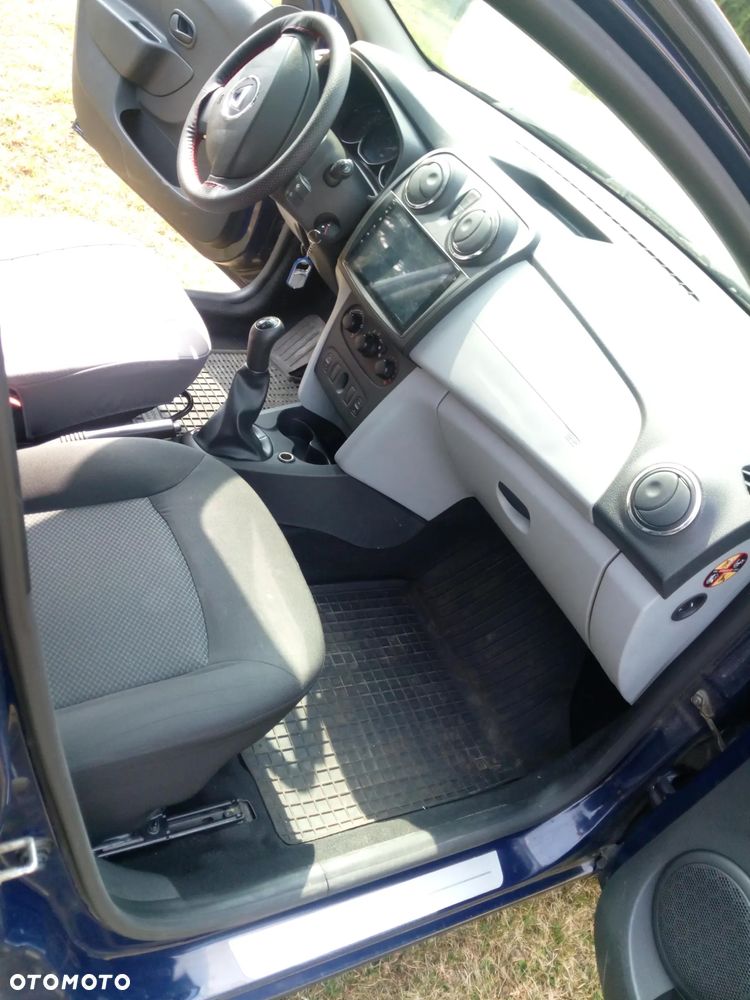 Dacia Sandero dCi 75 Laureate II - 7