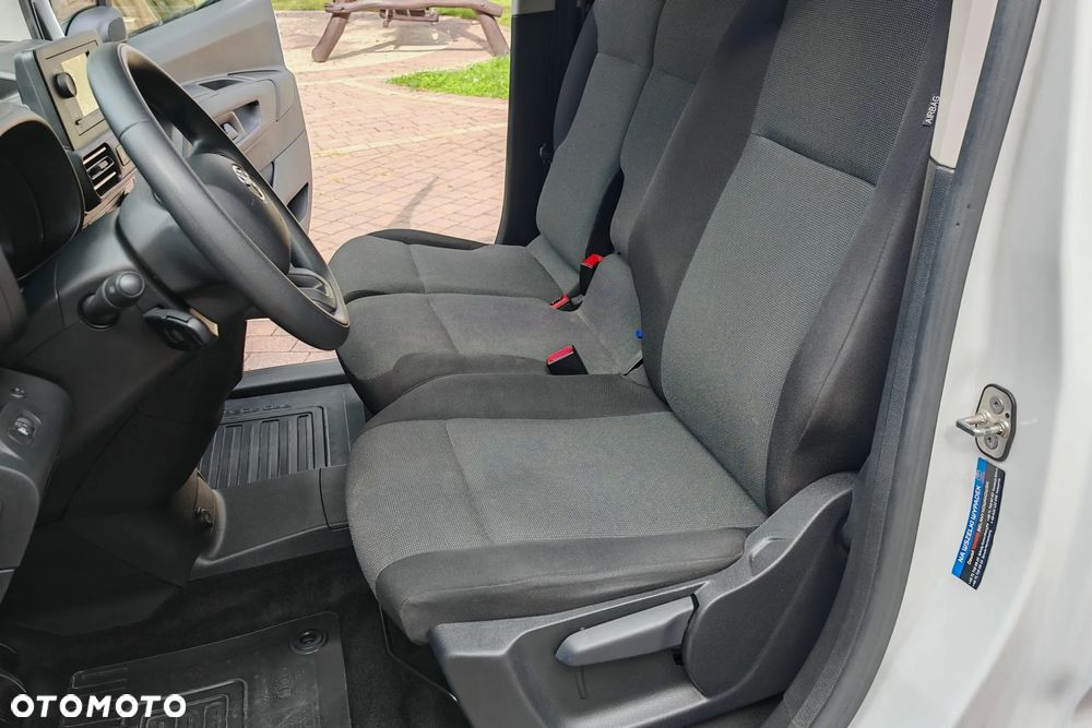 Toyota Proace City - 24