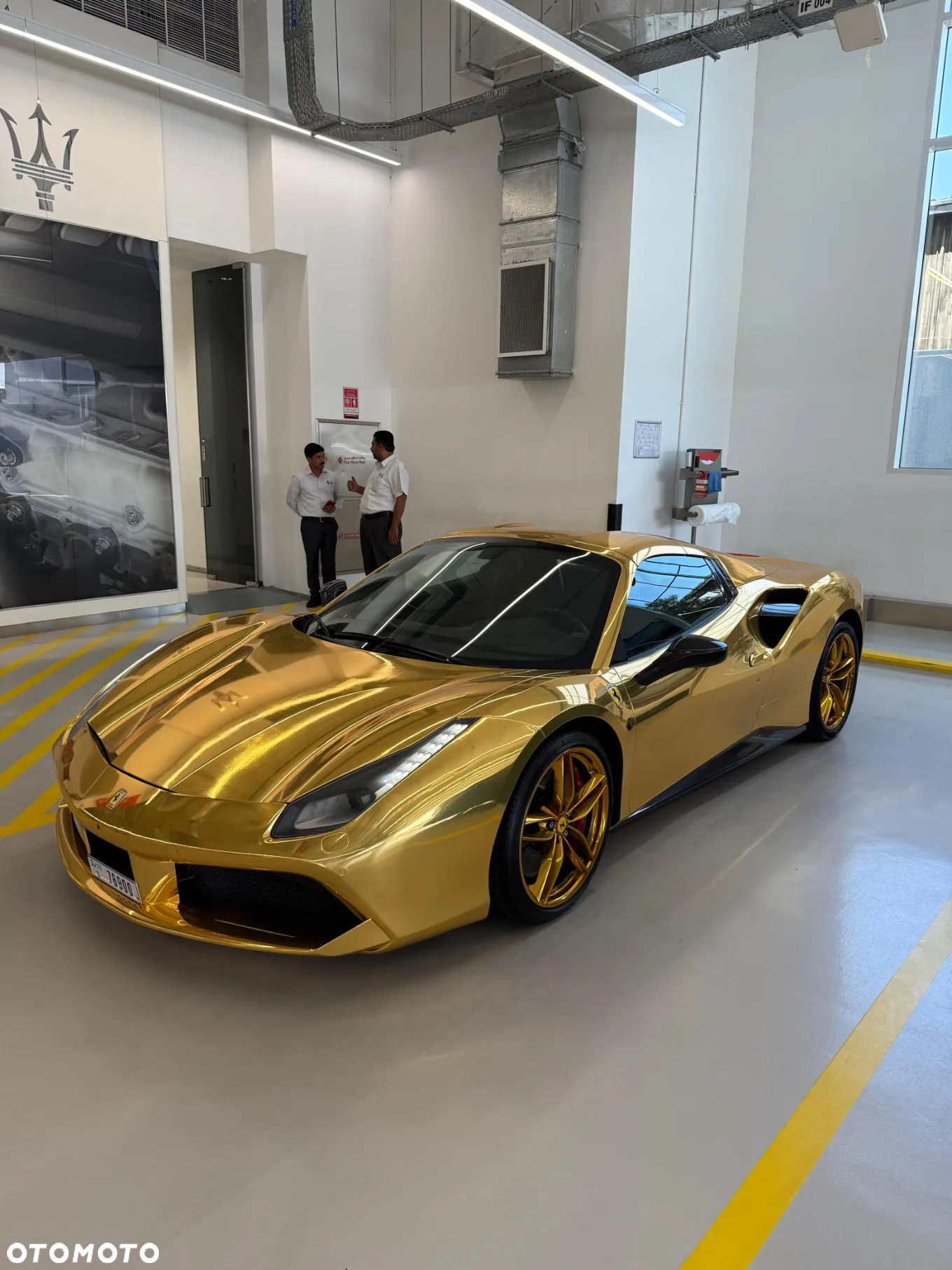 Ferrari 488 - 16