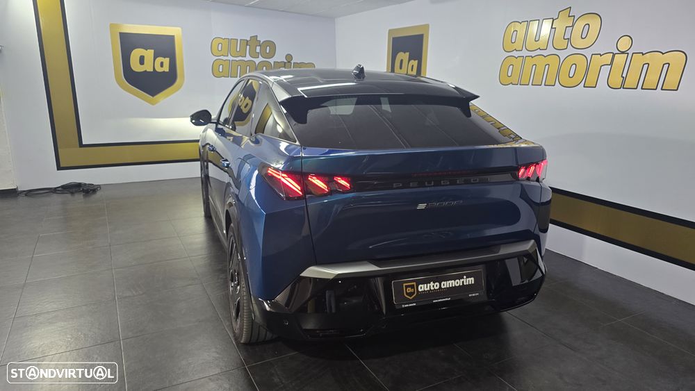Peugeot E-3008 GT - 12
