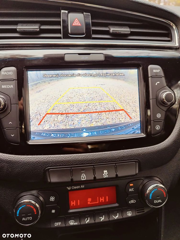 Kia Ceed Cee'd 1.6 CRDi L Business Line DCT - 13