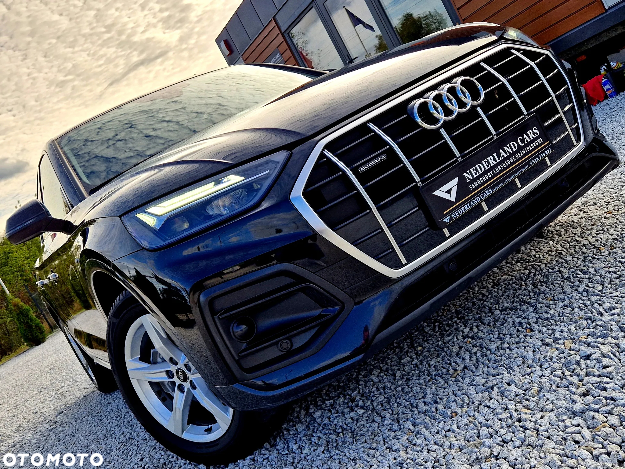 Audi Q5 Sportback 40 TDI quattro S tronic S line - 4