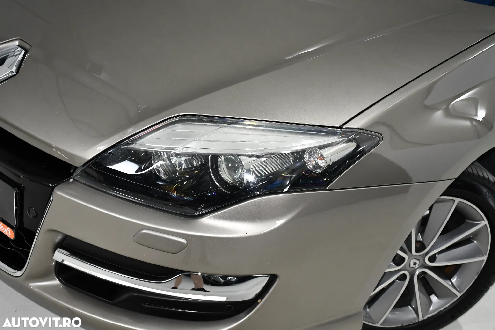 Renault Laguna 2.0 dCi FAP Initiale - 26
