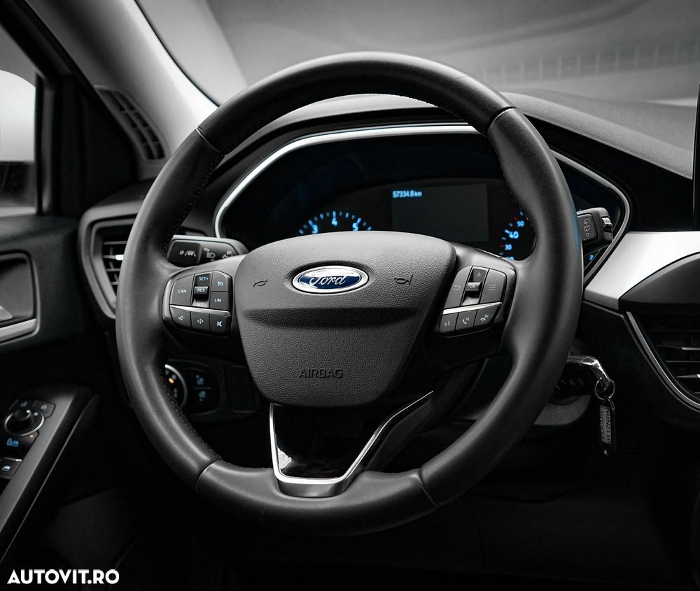 Ford Focus 1.0 EcoBoost MHEV Titanium - 16