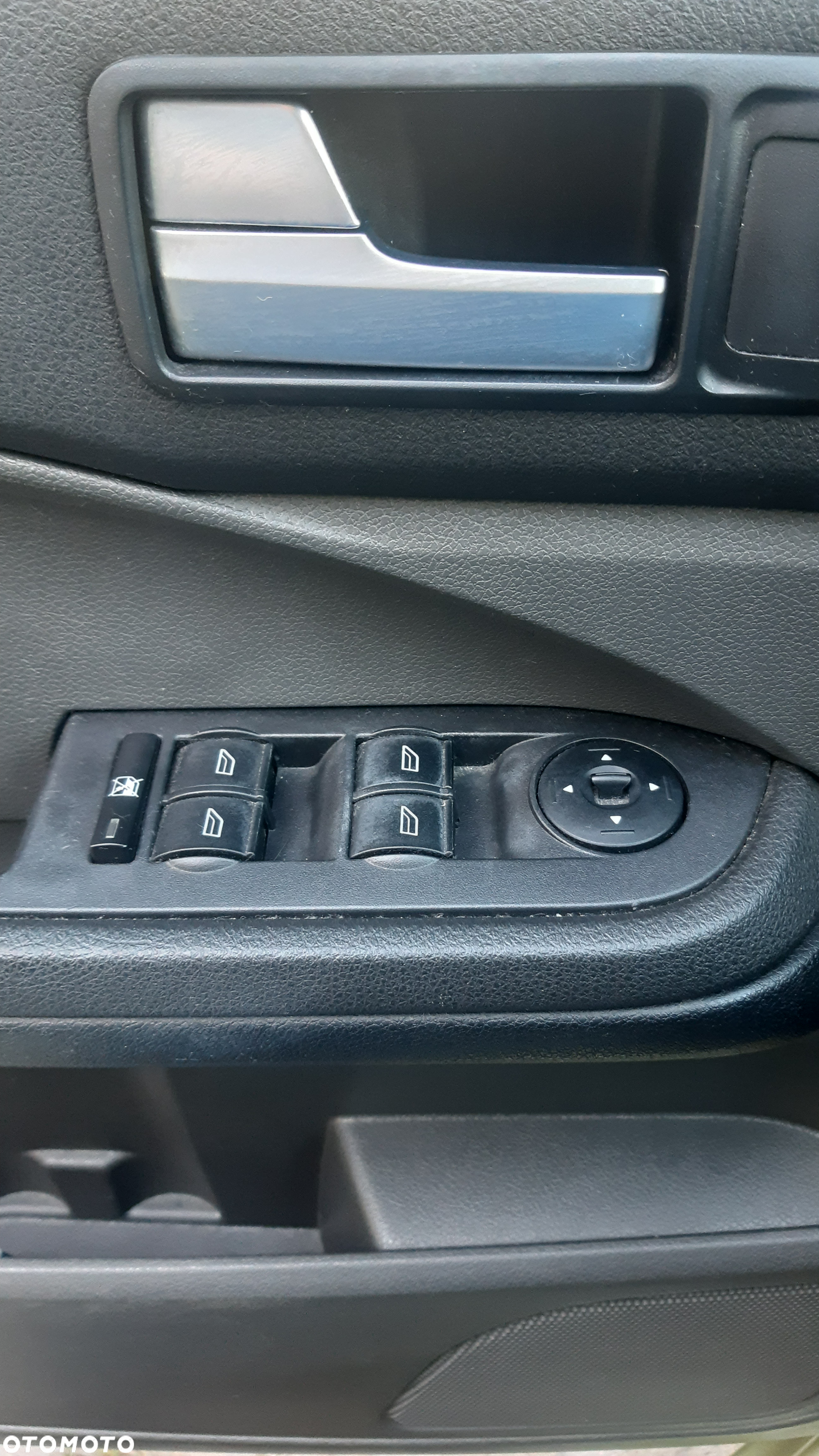 Ford Focus C-Max - 9