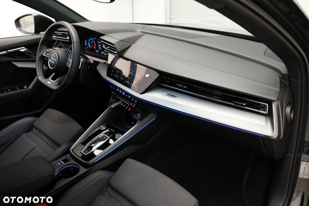 Audi A3 Sportback - 20