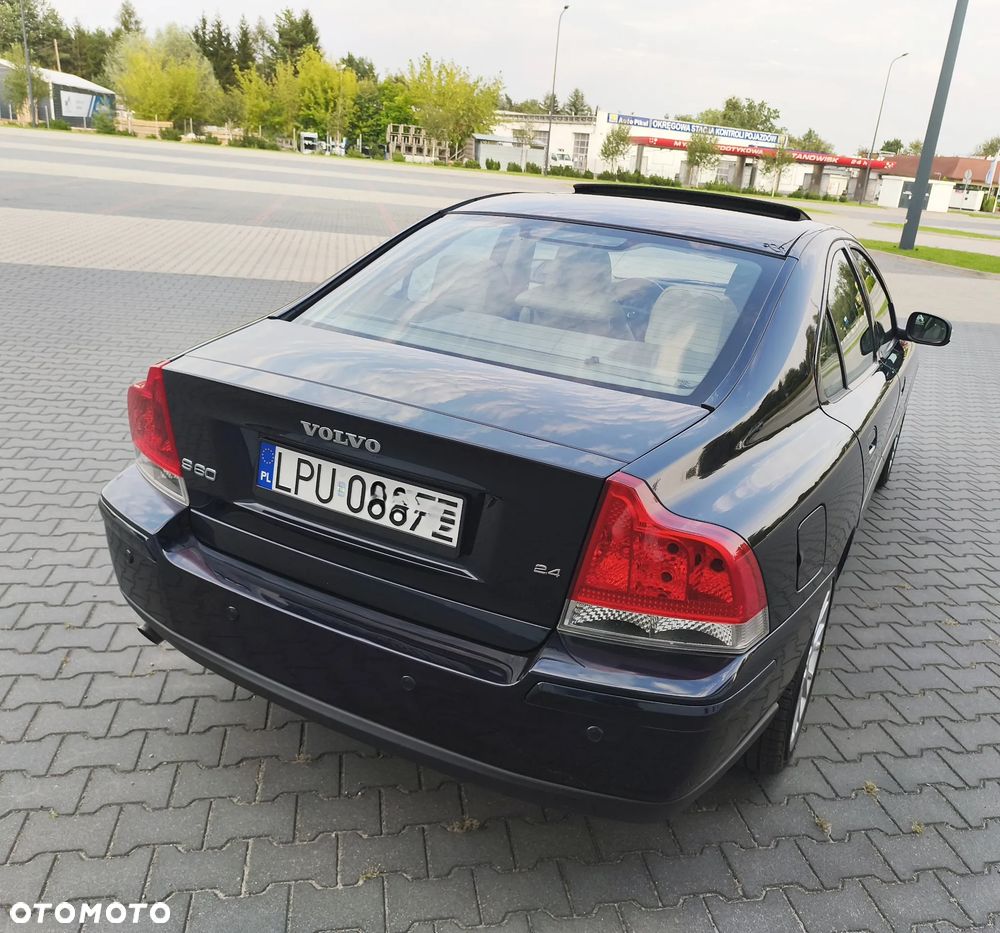 Volvo S60 2.4 Summum - 10