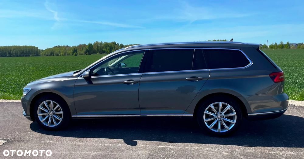Volkswagen Passat Variant 2.0 TDI SCR DSG Highline - 2