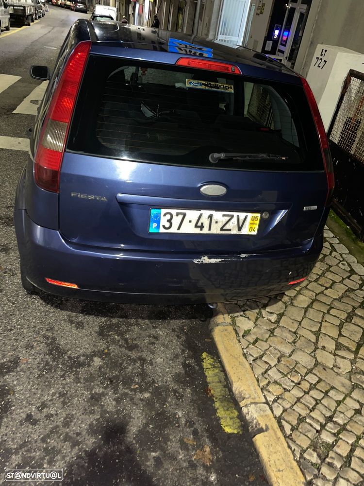 Ford Fiesta 1.4 TDCI Ambiente - 4