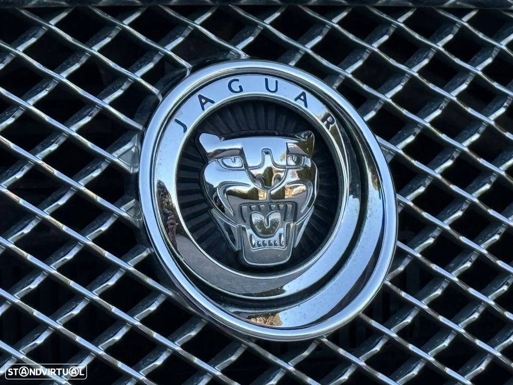 Jaguar XF 2.2 D Luxury 139g - 12