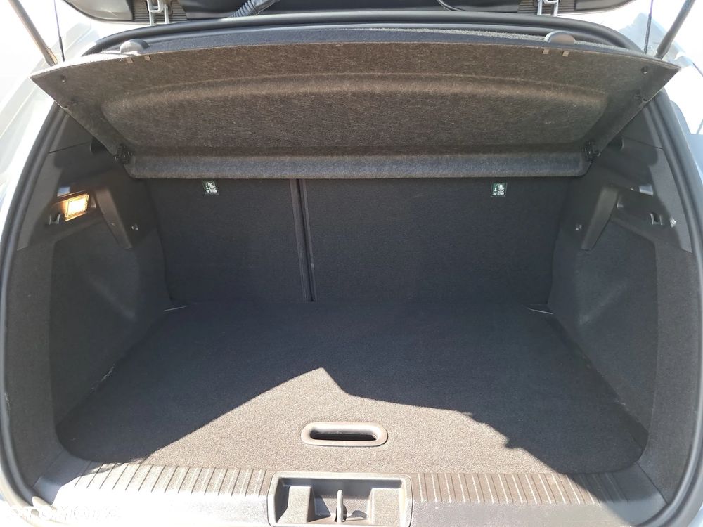 Renault Captur 1.3 TCe mHEV Techno EDC - 11