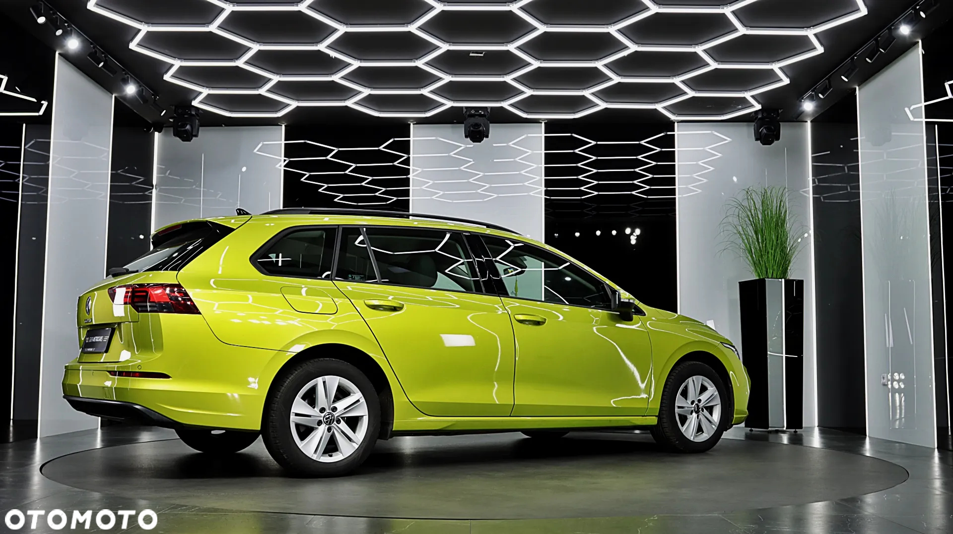 Volkswagen Golf VIII 1.5 TSI EVO Life - 10