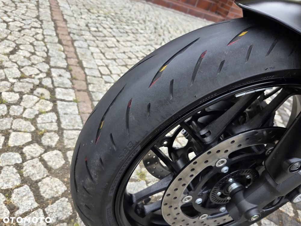 Yamaha MT - 14
