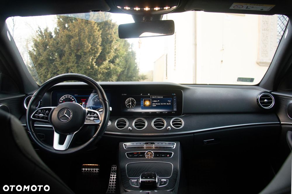 Mercedes-Benz Klasa E - 31