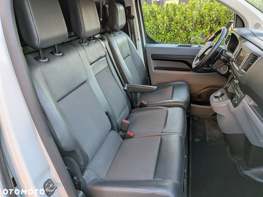 Opel Vivaro - 25