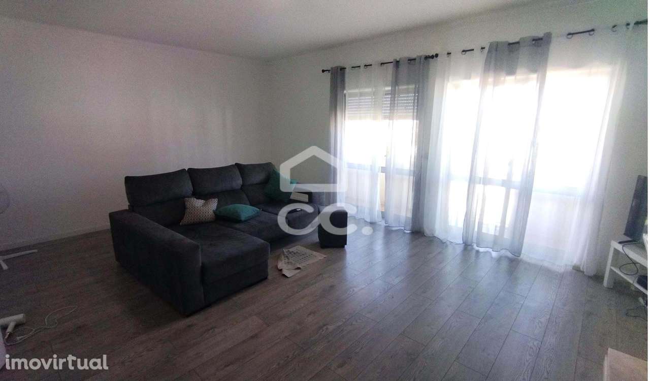 Apartamento tipo T-3 em zona central da cidade. - Grande imagem: 2/16