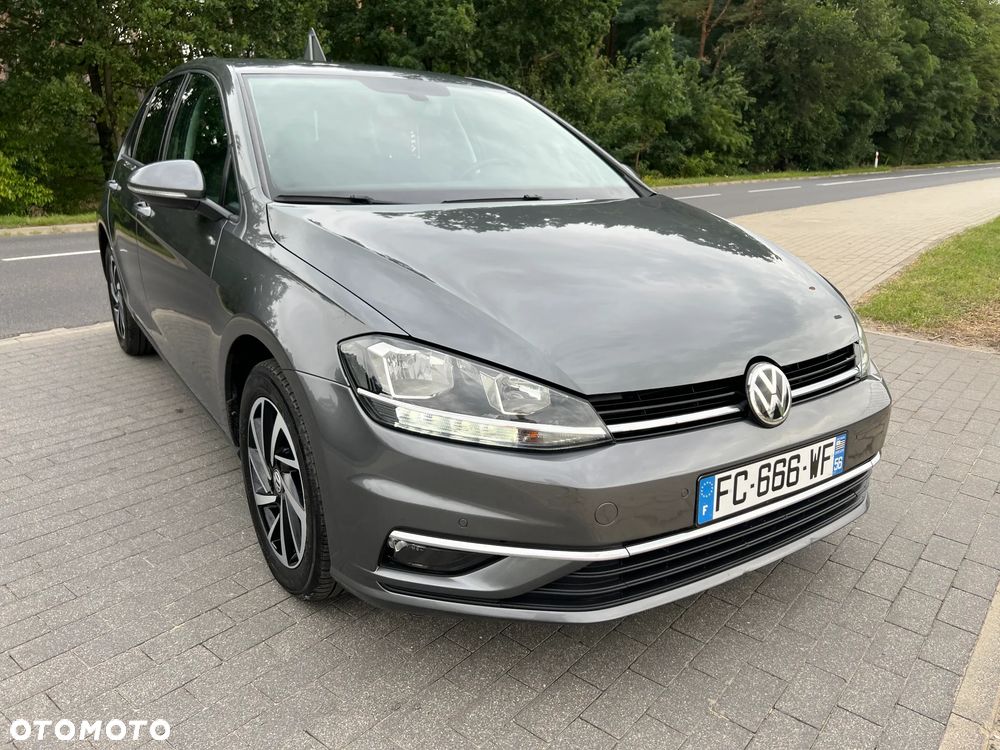 Volkswagen Golf - 3