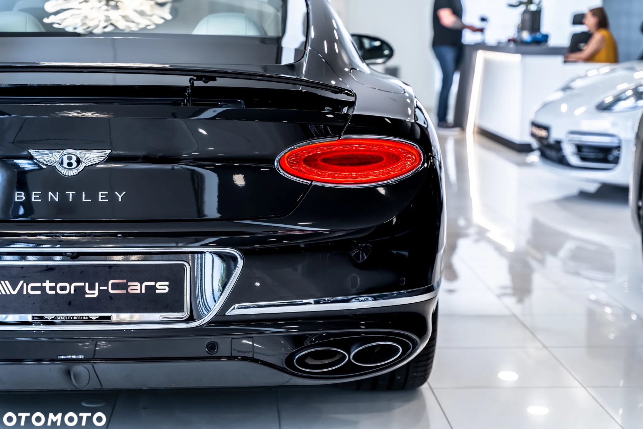 Bentley Continental GT New V8 - 17