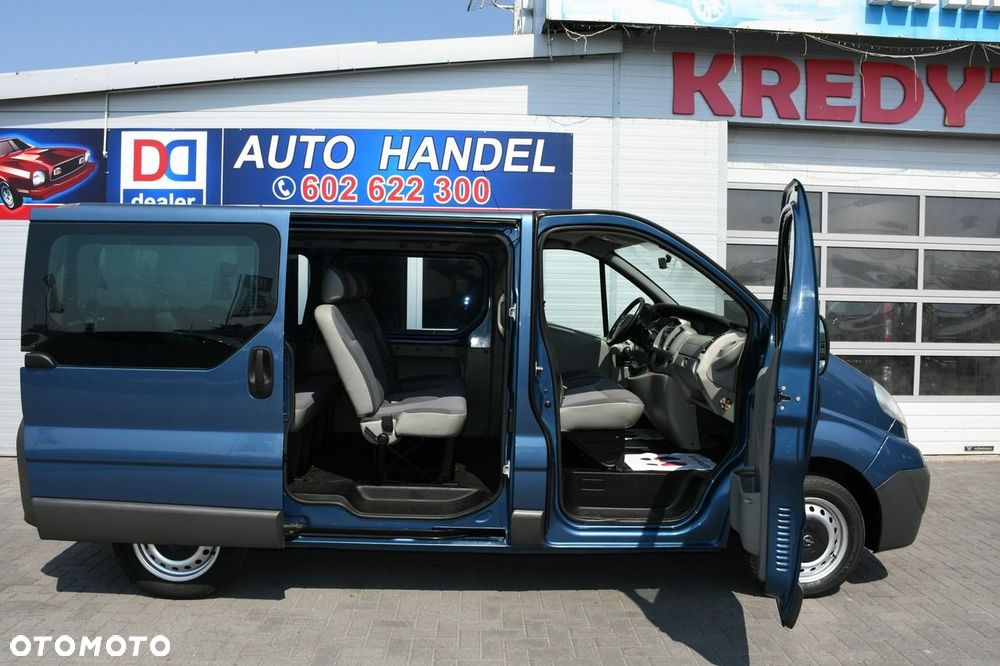 Opel Vivaro - 17