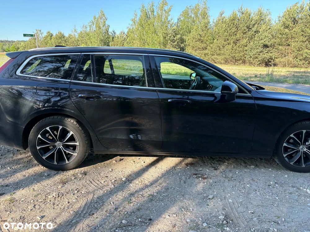 Volvo V60 D3 Momentum Pro - 4