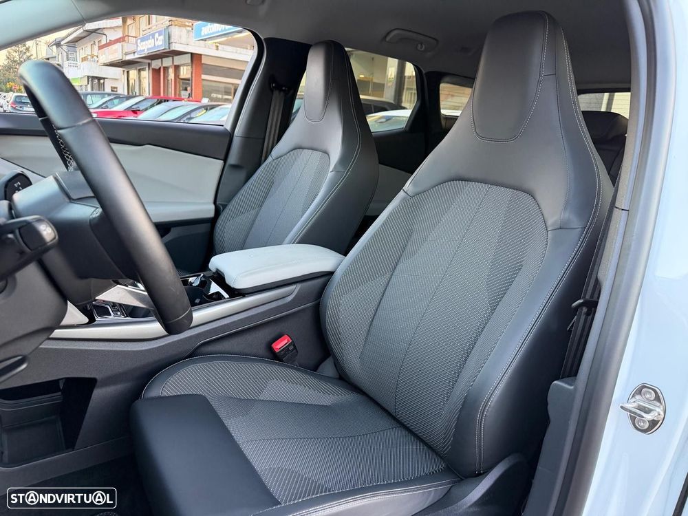 Ford Explorer 77 kWh Select - 9