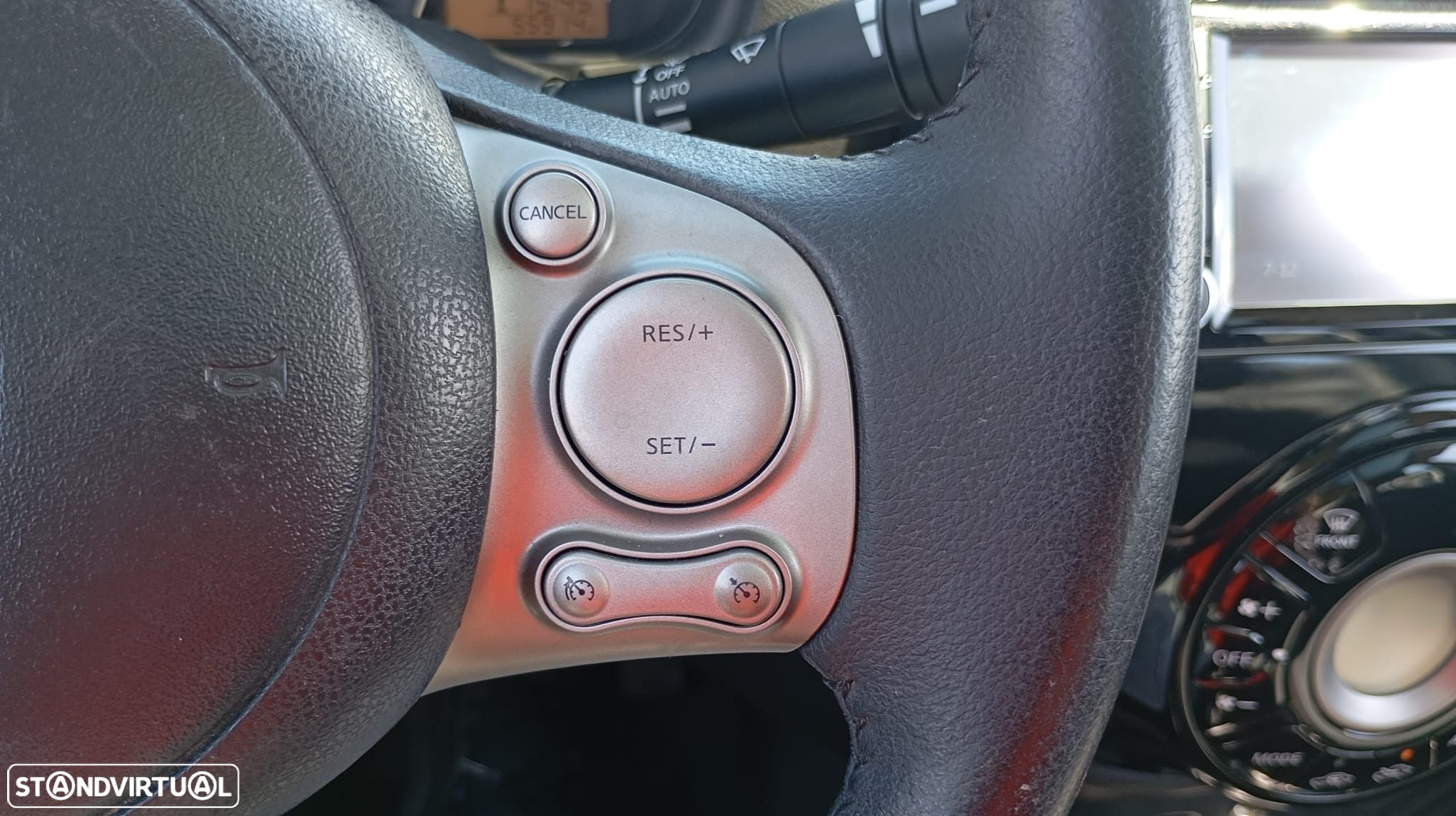Nissan Micra 1.2 Tekna Premium - 17