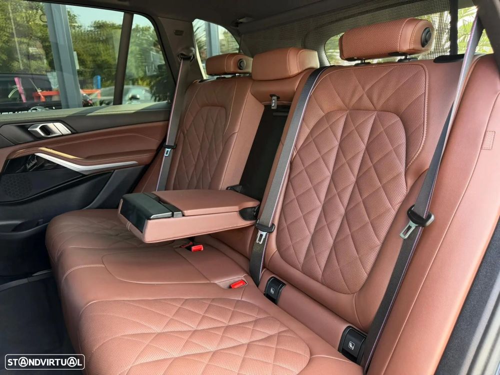 BMW X5 50 e xDrive Pack M Desportivo Pro — fotografia 23