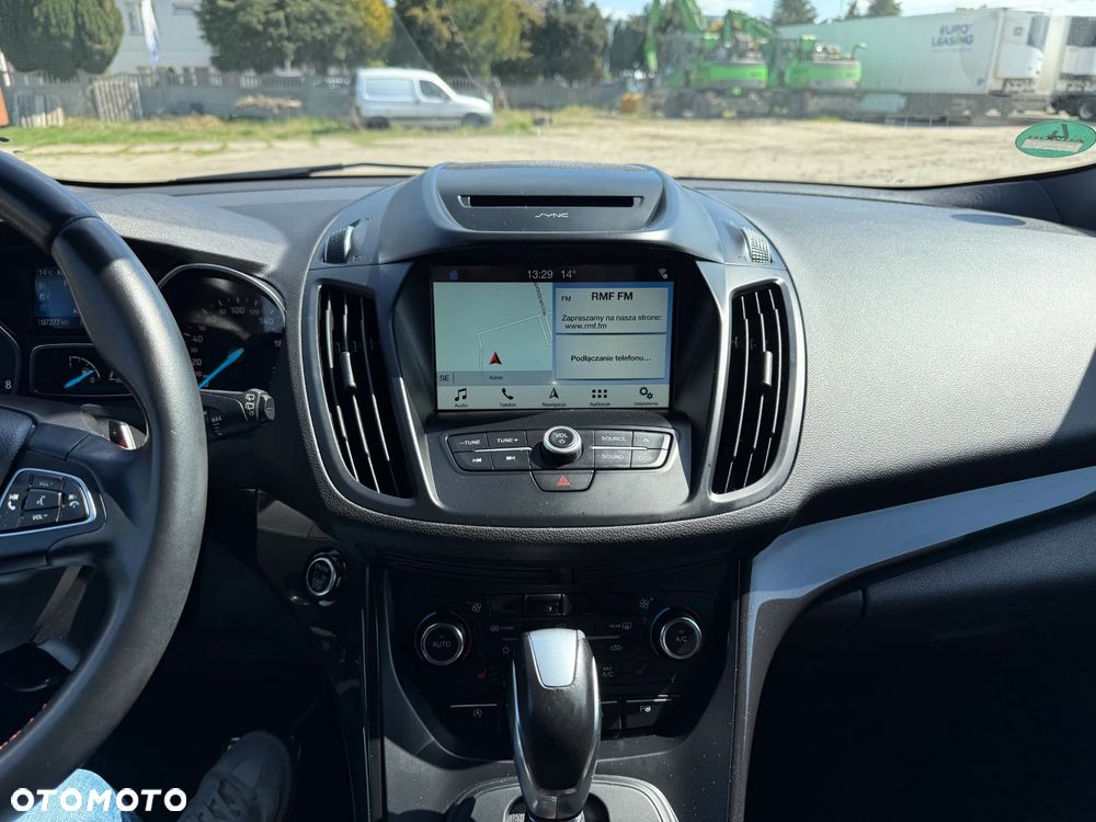 Ford Kuga 1.5 EcoBoost 4x4 ST-Line - 3