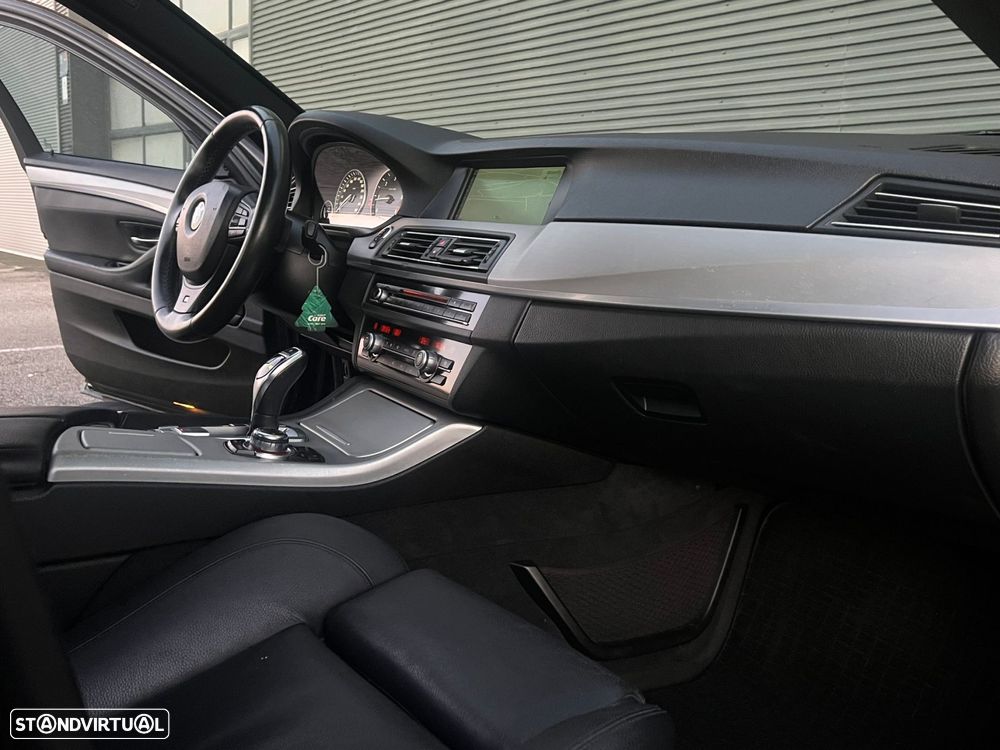 BMW 520 d Pack M Auto - 13