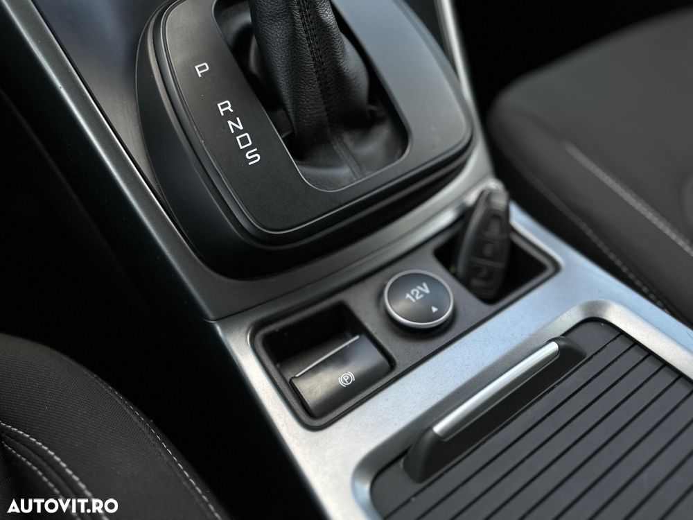 Ford Kuga 2.0 TDCi 4x4 Aut. Business Edition - 24