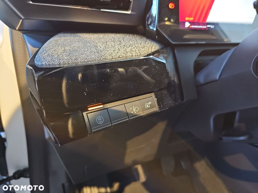 Renault Clio - 17